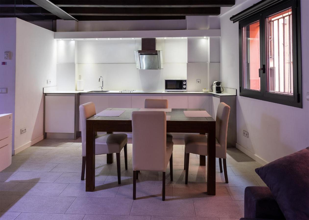 Apartaments Y Habitacions Entre Volcans Olot Esterno foto